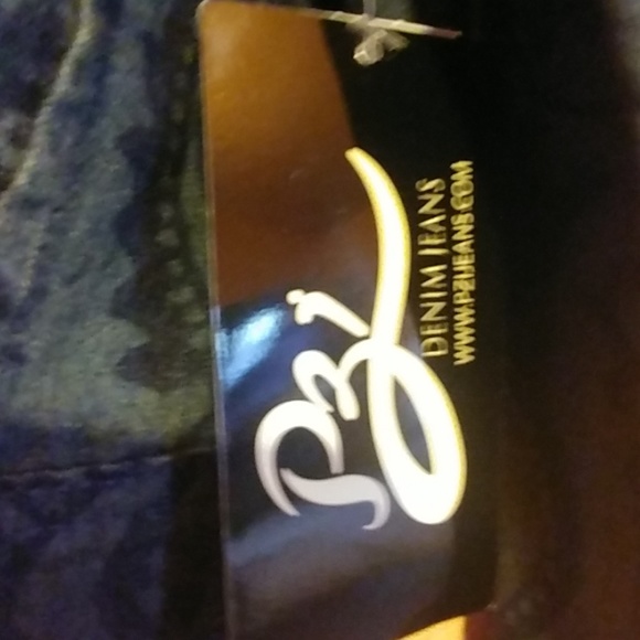 Cropped Blue Jacket (Only Two Left) - Picture 4 of 8